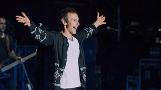 "Вы герои!": Вакарчук эмоционально поблагодарил за концерт в Лисичанске