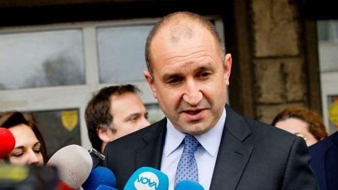 Президент Болгарії виступив за зняття санкцій проти Росії Президент Болгарії виступив за зняття санкцій проти Росії