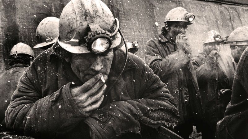 Донбасса, который мы помним, больше не будет, – волонтер о "прощании" с шахтами