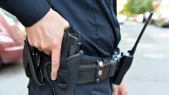 Поліцейський підстрелив хулігана на Херсонщині