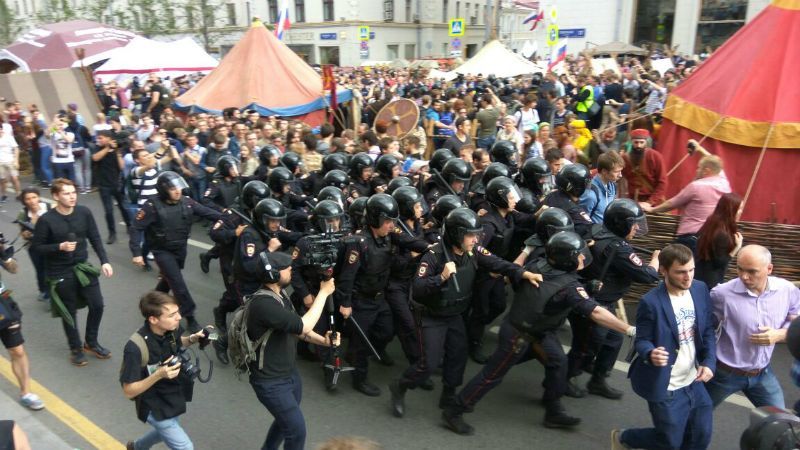 Мітинги у Росії: кількість затриманих різко зростає