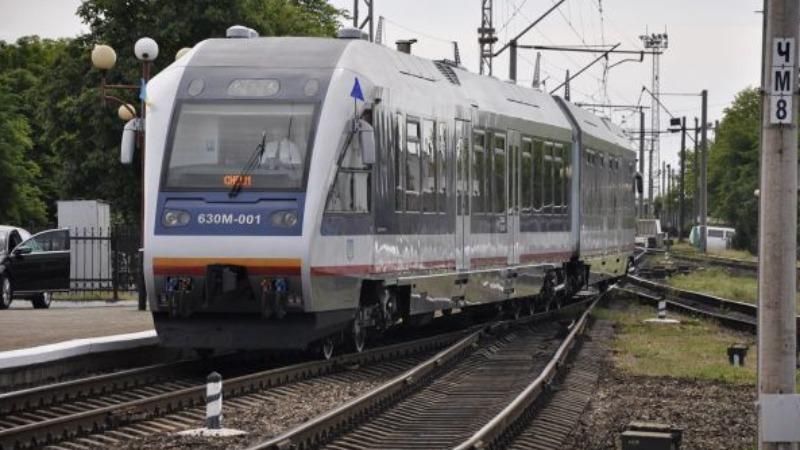 До польського Холма вирушив перший "безвізовий" потяг з Ковеля: з'явилися фото До польського Холма вирушив перший "безвізовий" потяг з Ковеля: з'явилися фото