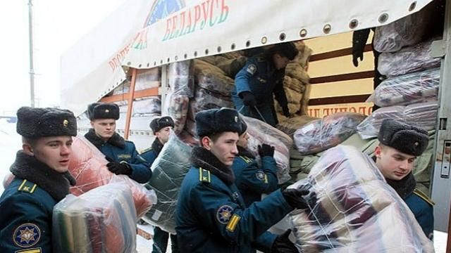 За наказом Лукашенка Білорусь вперше відправила гумконвой на Донбас За наказом Лукашенка Білорусь вперше відправила гумконвой на Донбас