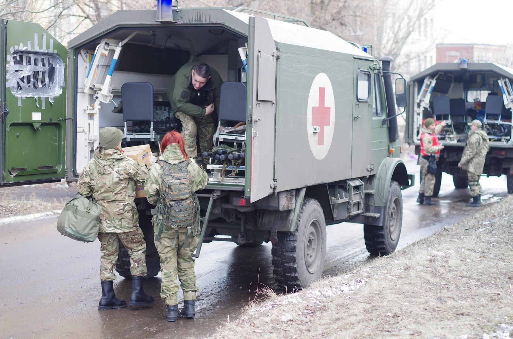 Страшна цифра: скільки медиків загинули під час війни на Донбасі