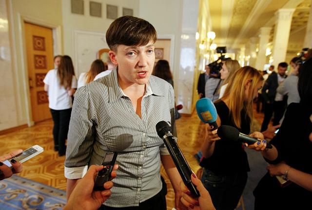 Савченко на прохання скандального Онищенка відвідала суд у "газовій справі"