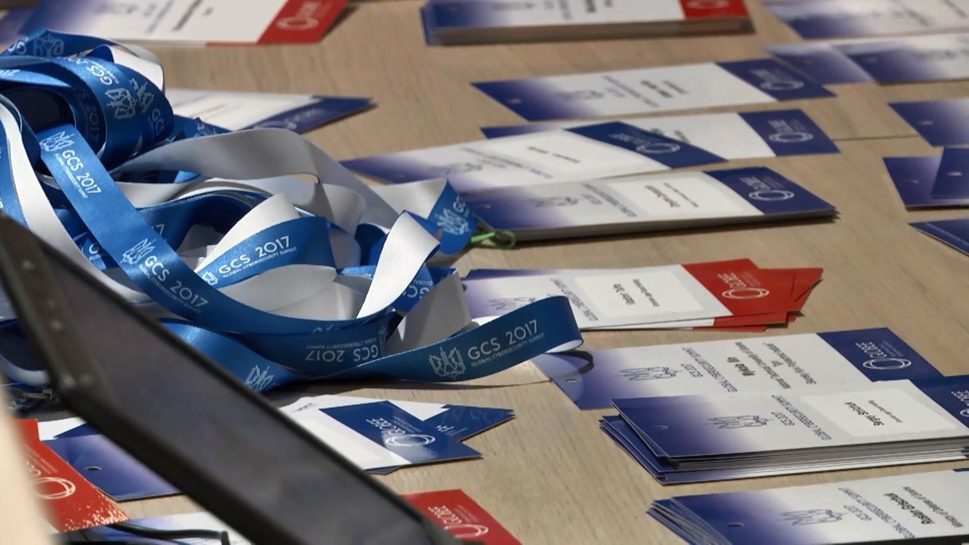 В Киеве стартовал первый глобальный саммит по кибербезопасности GCS-2017 В Киеве стартовал первый глобальный саммит по кибербезопасности GCS-2017