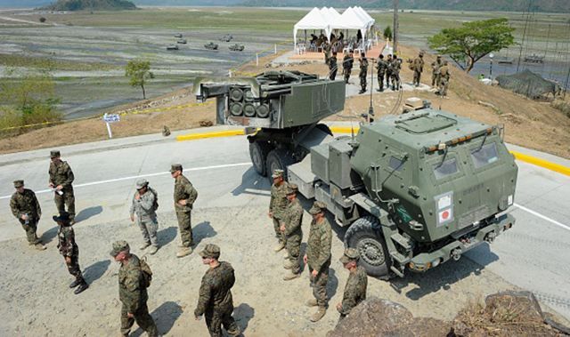 США зміцнюють позиції в Сирії: на південь перекинуто ракетні установки США зміцнюють позиції в Сирії: на південь перекинуто ракетні установки