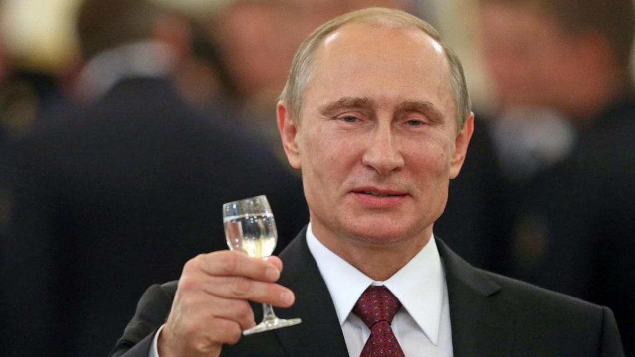 В российском Минздраве подсчитали сколько и как часто можно употреблять алкоголь россиянам