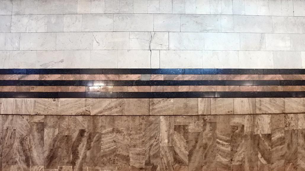 "Георгіївську стрічку" не хочуть знімати з видного місця у Києві "Георгіївську стрічку" не хочуть знімати з видного місця у Києві