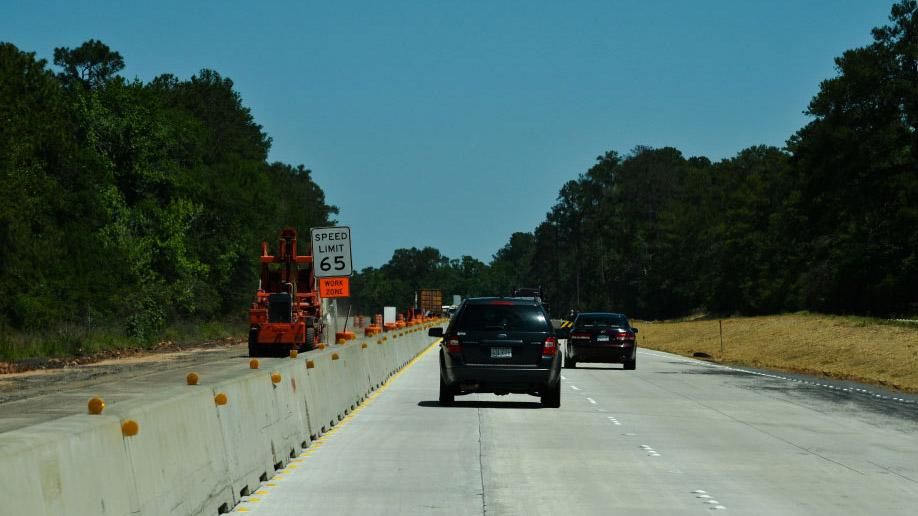 В Украине автомагистрали государственного значения будут строить с бетонным покрытием В Украине автомагистрали государственного значения будут строить с бетонным покрытием