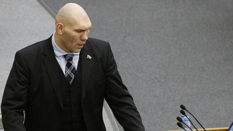 З Валуєвим трапився конфуз у білоруському парламенті: епічні фото З Валуєвим трапився конфуз у білоруському парламенті: епічні фото