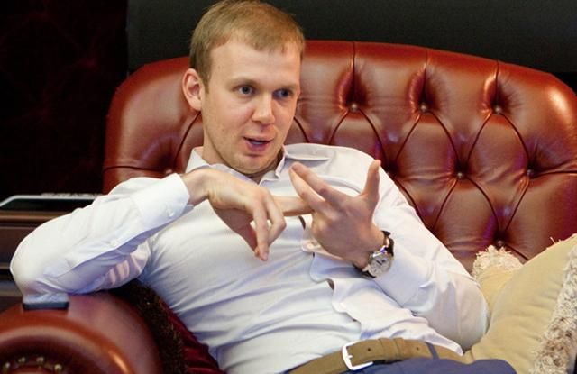 ГПУ розслідує вугільні оборудки з бойовиками "ЛДНР" під орудою Курченка ГПУ розслідує вугільні оборудки з бойовиками "ЛДНР" під орудою Курченка