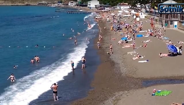 Ви що, знущаєтесь? – росіяни розповіли, чому не їдуть відпочивати в Крим Ви що, знущаєтесь? – росіяни розповіли, чому не їдуть відпочивати в Крим