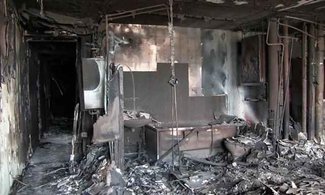 Страшна пожежа в хмарочосі Лондона: з’явилося моторошне відео зі згарища Страшна пожежа в хмарочосі Лондона: з’явилося моторошне відео зі згарища