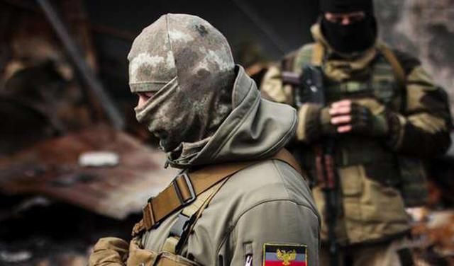 Жертвы пыток боевиков "ЛДНР" рассказали о преступлениях террористов