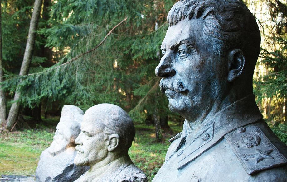 Статуї Леніна і Сталіна продають за шалені суми на аукціоні в Німеччині, – місцеве видання