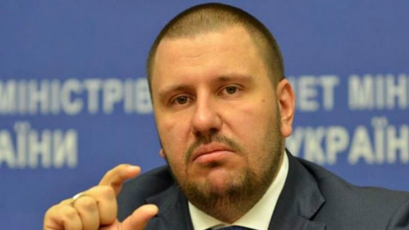 Массовое задержание налоговиков: фискалы дают разоблачительные показания против экс-министра Массовое задержание налоговиков: фискалы дают разоблачительные показания против экс-министра