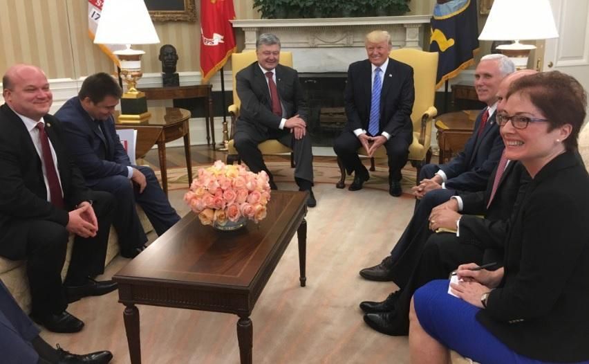 Порошенко зустрівся з Трампом: опублікували фото Порошенко зустрівся з Трампом: опублікували фото