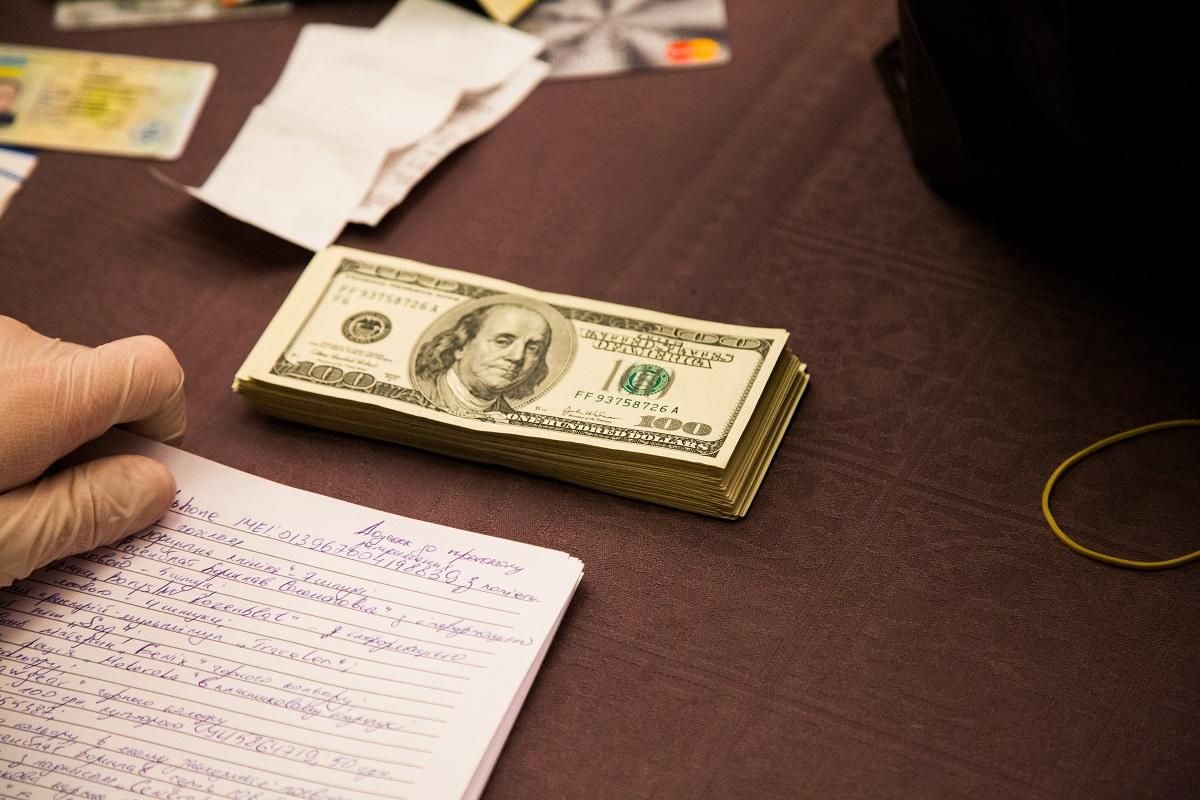 НАБУ оголосило про підозру охоронцям Розенблата та компанії НАБУ оголосило про підозру охоронцям Розенблата та компанії