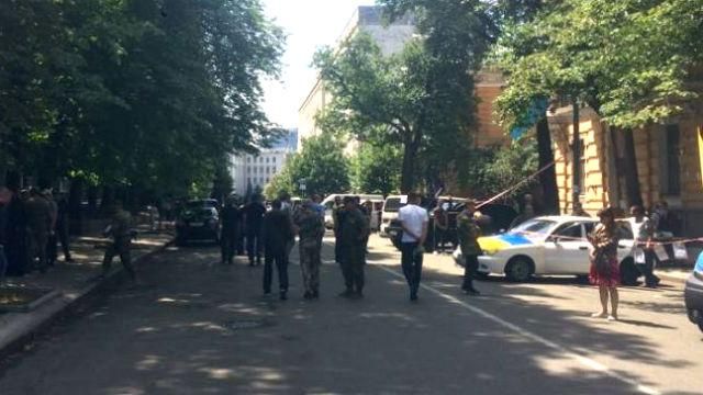 "Айдарівці" перекрили центр Києва "Айдарівці" перекрили центр Києва