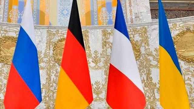 У Кремлі повідомили, коли відбудеться телефонна розмова "нормандської четвірки" У Кремлі повідомили, коли відбудеться телефонна розмова "нормандської четвірки"