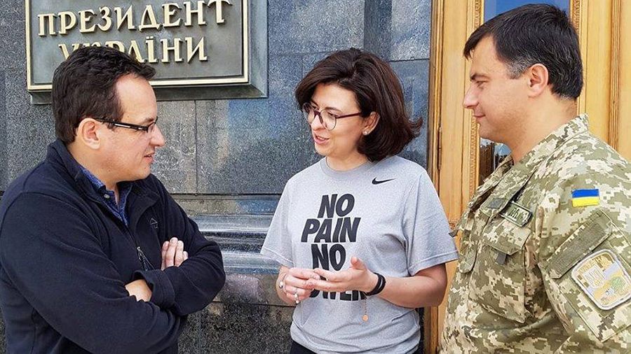 У Порошенко подготовили темники о львовском мусоре и "отставке" Садового У Порошенко подготовили темники о львовском мусоре и "отставке" Садового