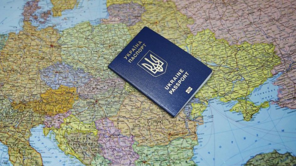 Провокация и предательство: оккупанты Крыма раскритиковали безвиз Провокация и предательство: оккупанты Крыма раскритиковали безвиз