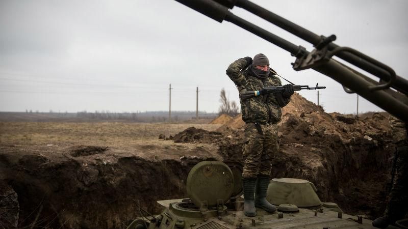 Окупанти цинічно обстріляли житлові квартали Мар'їнки: є поранені Окупанти цинічно обстріляли житлові квартали Мар'їнки: є поранені