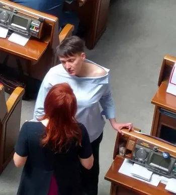 Савченко в спокусливій сорочці