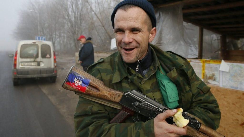 Терористи-наркомани смертельно обстріляли власні позиції на Донбасі
