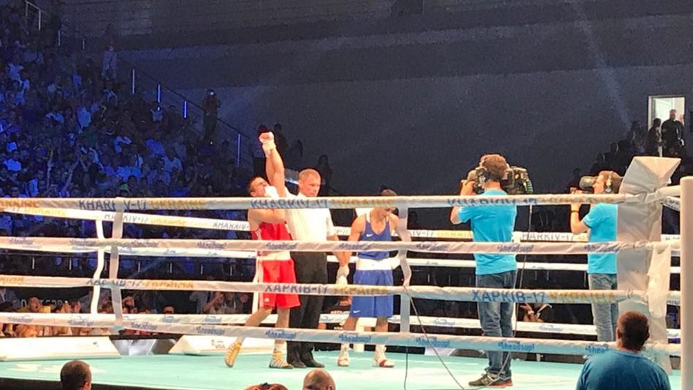 Український боксер ефектно переміг росіянина та став чемпіоном Європи 