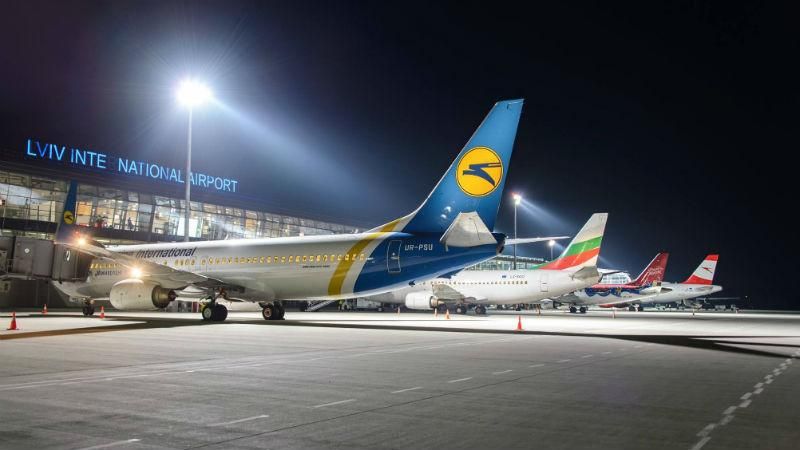 Со Львова запустили ночной авиарейс в Польшу: известны цены Со Львова запустили ночной авиарейс в Польшу: известны цены