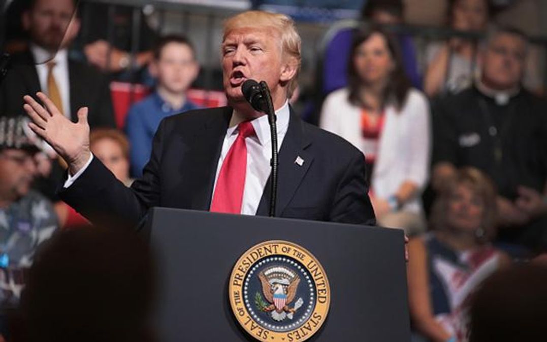 Трамп випадково визнав втручання Росії у вибори президента США Трамп випадково визнав втручання Росії у вибори президента США