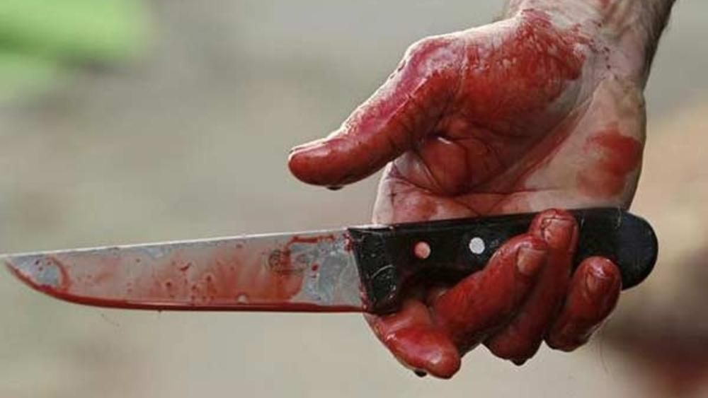 У Києві в масовій бійці ножем поранили військовослужбовця У Києві в масовій бійці ножем поранили військовослужбовця