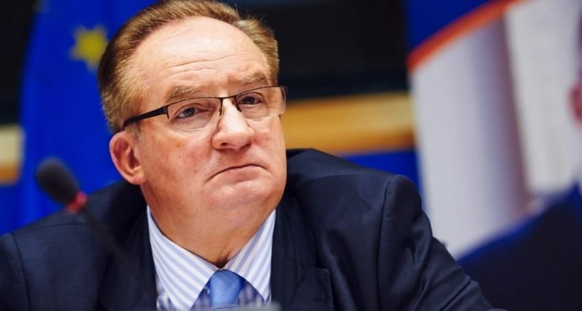 Евродепутат насчитал в Польше безумное количество беженцев из Украины Евродепутат насчитал в Польше безумное количество беженцев из Украины