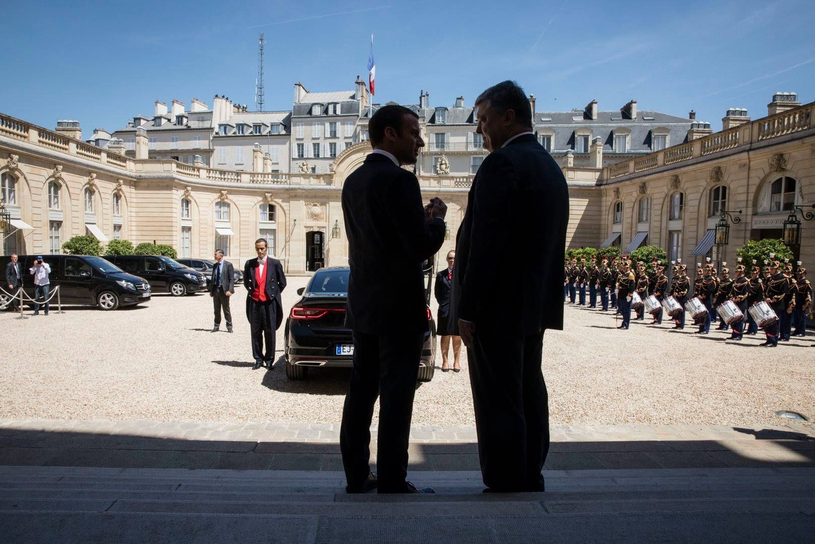 У Порошенко рассказали, что предполагает "Формула Макрона" У Порошенко рассказали, что предполагает "Формула Макрона"