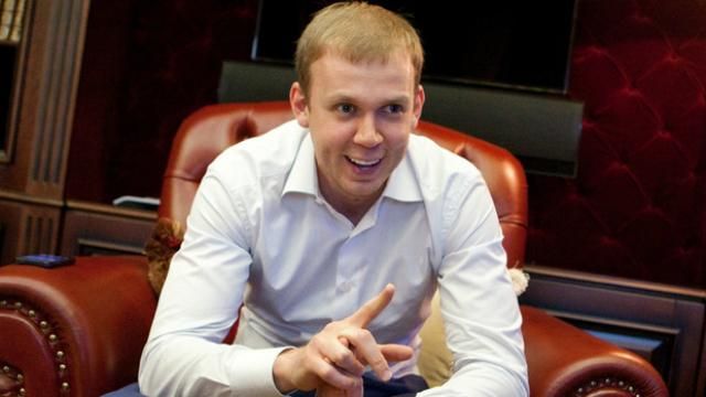 В Киеве задержали "кадровика" на танкеры Курченко: появились фото В Киеве задержали "кадровика" на танкеры Курченко: появились фото