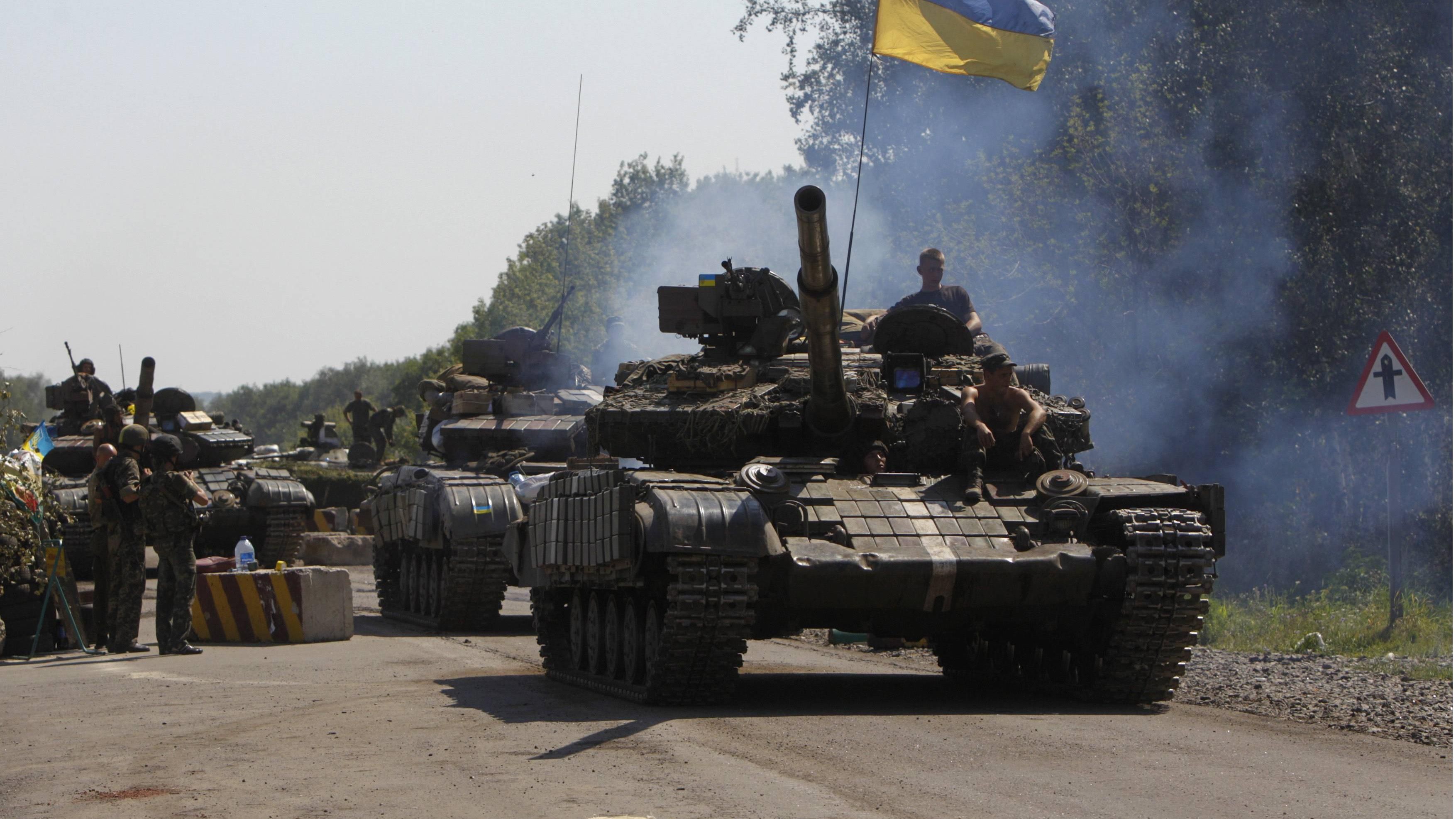 Українські військові провели видовищні навчання танкових екіпажів: з'явилось відео