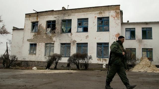 Україна знову зазнала втрат у війні на Донбасі: на фронті далі гаряче Україна знову зазнала втрат у війні на Донбасі: на фронті далі гаряче