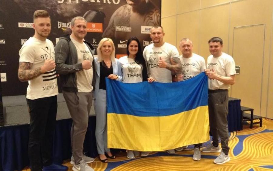 Реакція росіян на гімн України перед боєм Руденко – Повєткін: опубліковано відео