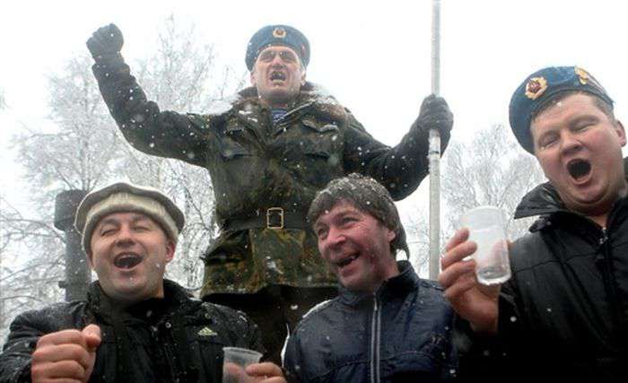 Російський міністр вважає, що алкоголь може покращити демографічну ситуацію в країні Російський міністр вважає, що алкоголь може покращити демографічну ситуацію в країні