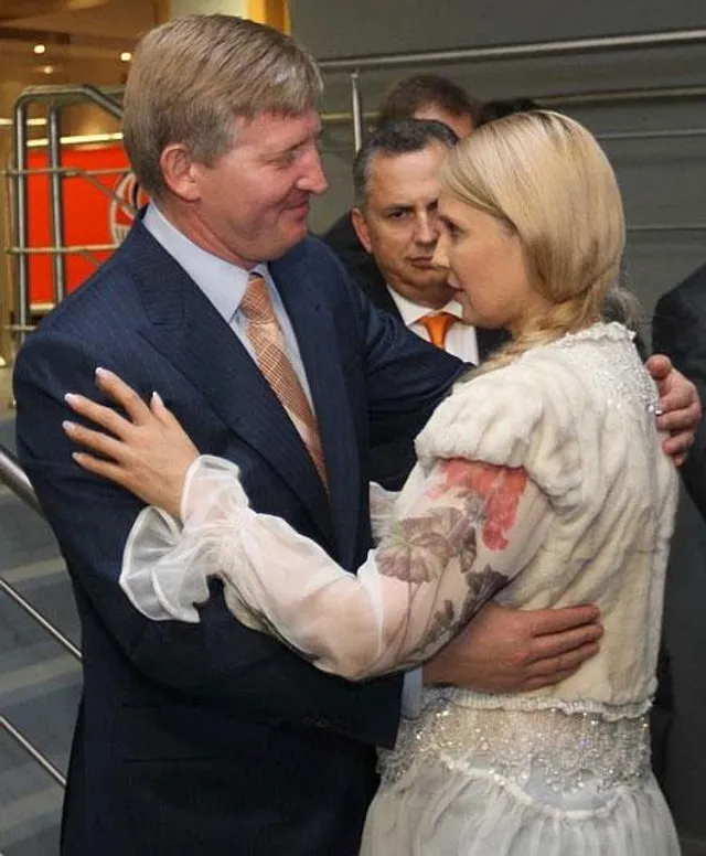 До Дня поцілунку: Тимошенко і Ахметов