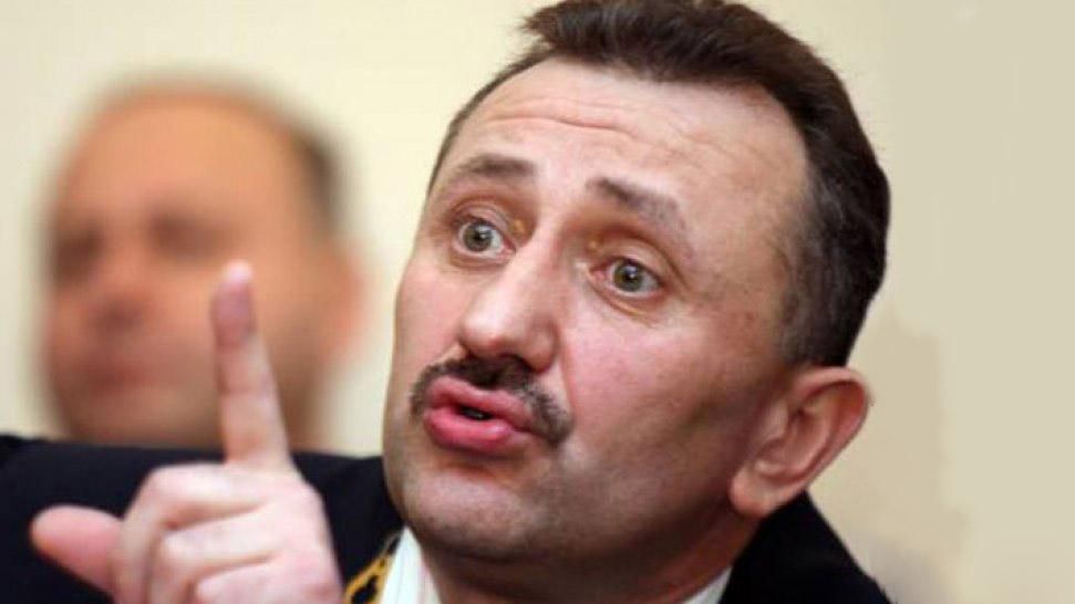 "Суддя-колядник" хоче поновитися на роботі "Суддя-колядник" хоче поновитися на роботі