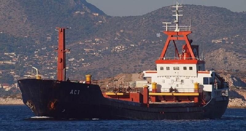 Береговая охрана Греции обстреляла турецкое судно