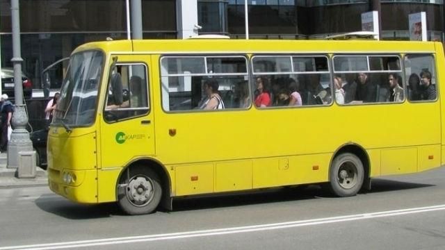 Водій до крові побив підлітка-пільговика Водій до крові побив підлітка-пільговика