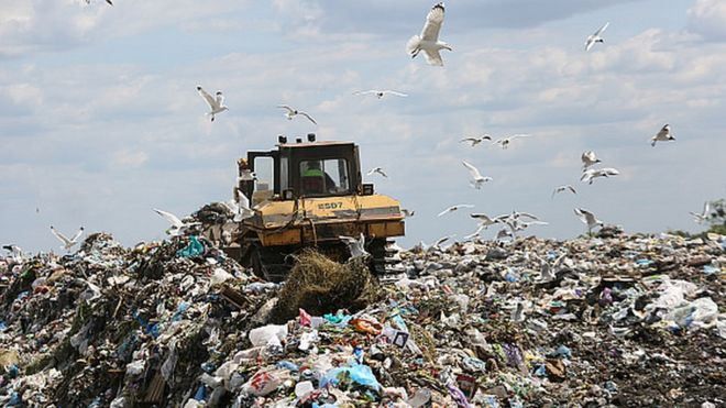 ЛОДА не вивезе вчасно сміття зі Львова ЛОДА не вивезе вчасно сміття зі Львова