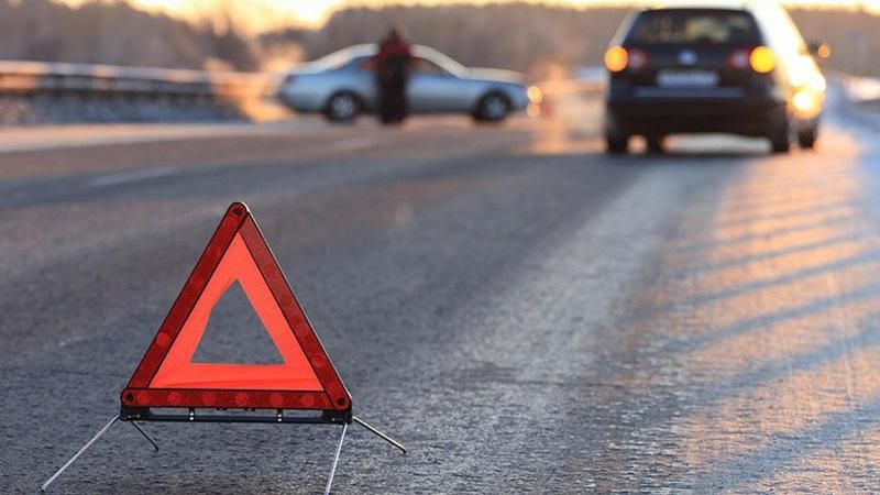 П'яний депутат, якого позбавили водійських прав, спричинив аварію та втік з місця ДТП П'яний депутат, якого позбавили водійських прав, спричинив аварію та втік з місця ДТП