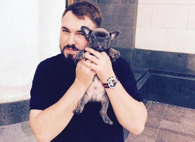 Нардеп Лозовой сам просит снять с него неприкосновенность Нардеп Лозовой сам просит снять с него неприкосновенность