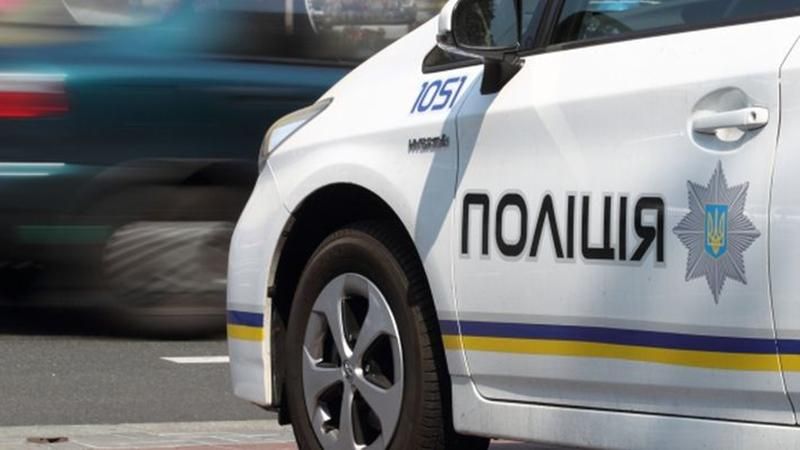 У Києві вкрадене авто протаранило патрульну машину поліції: з'явилось фото