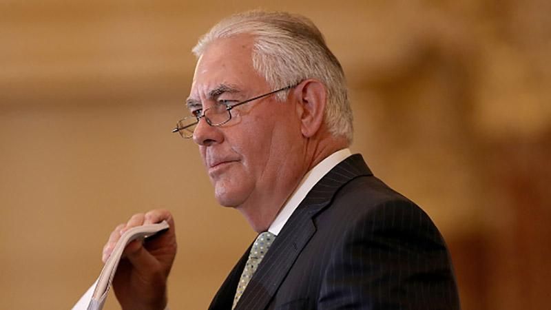 Політолог назвав реальну причину візиту Тіллерсона в Україну Політолог назвав реальну причину візиту Тіллерсона в Україну